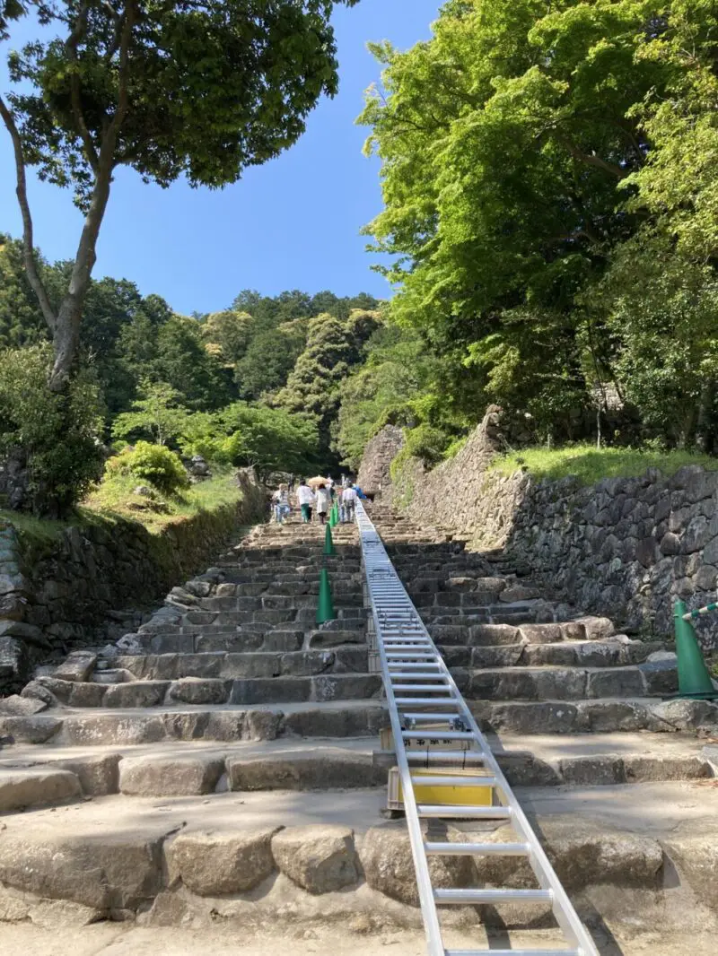 織田信長の安土城跡を行く おすすめの見どころは石段と石垣 滋賀でスペシャルライフ