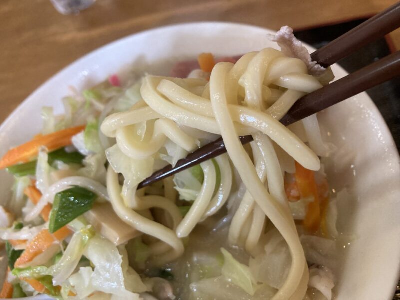 明太子ちゃんぽんの麺